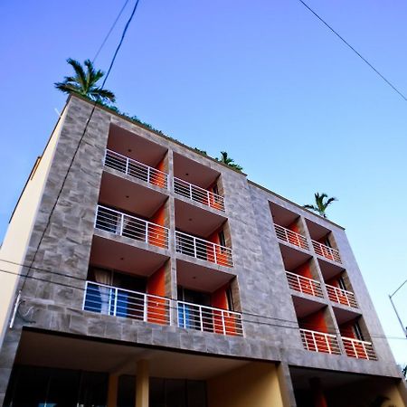 Sunrise 42 Suites By Holiday In Playa Playa del Carmen Exterior photo