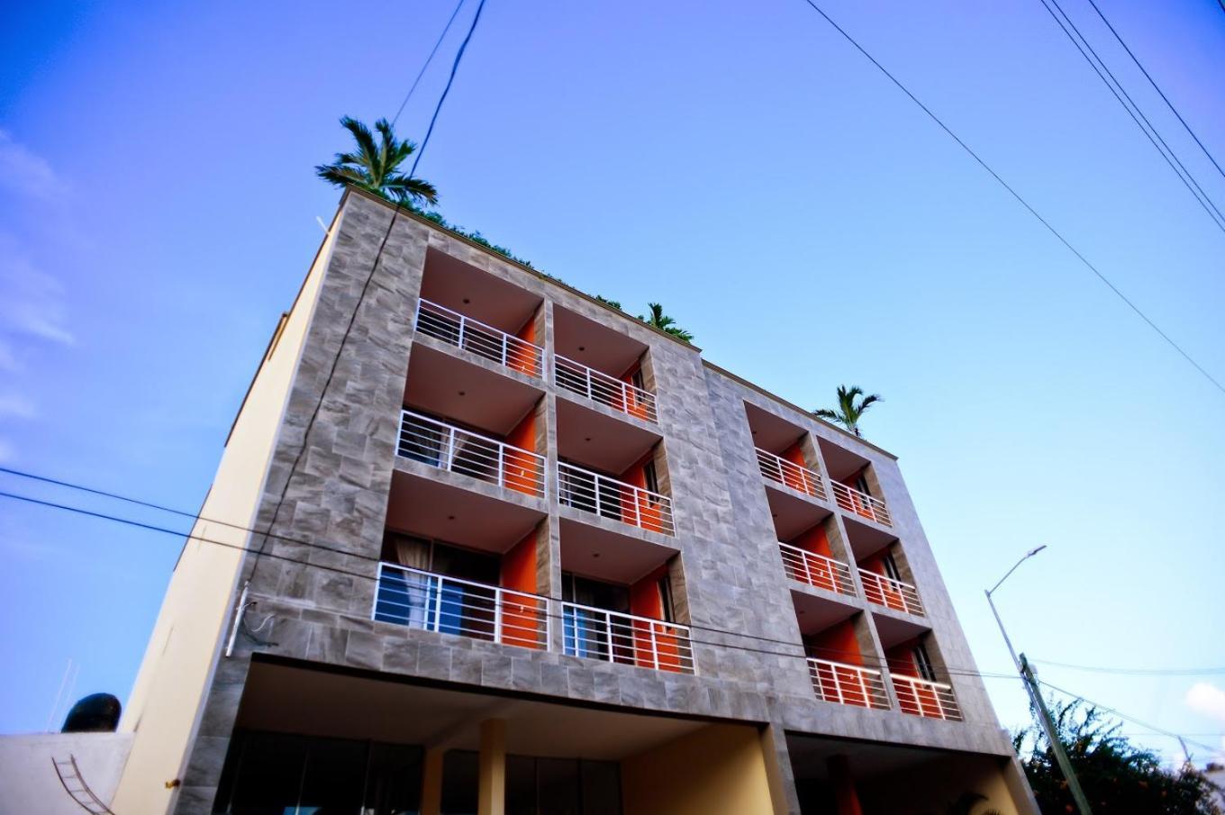 Sunrise 42 Suites By Holiday In Playa Playa del Carmen Exterior photo
