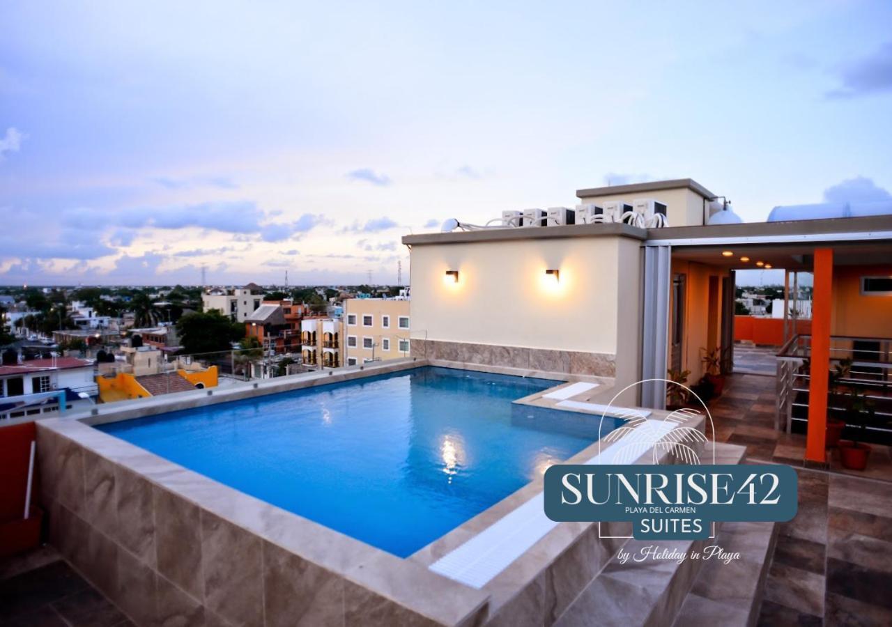 Sunrise 42 Suites By Holiday In Playa Playa del Carmen Exterior photo